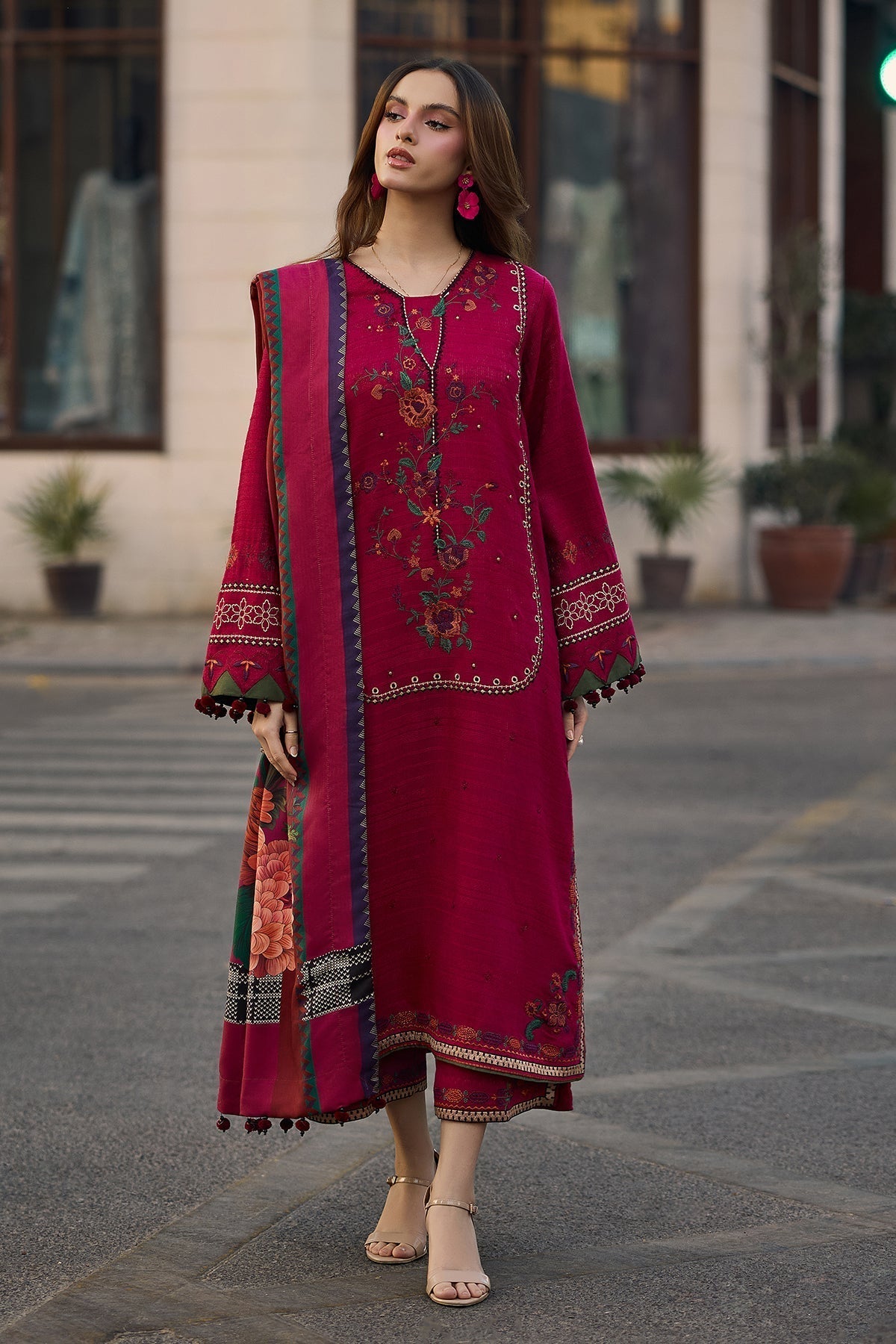 CHARIZMA LAWN-3PC EMBROIDERED Code:7325