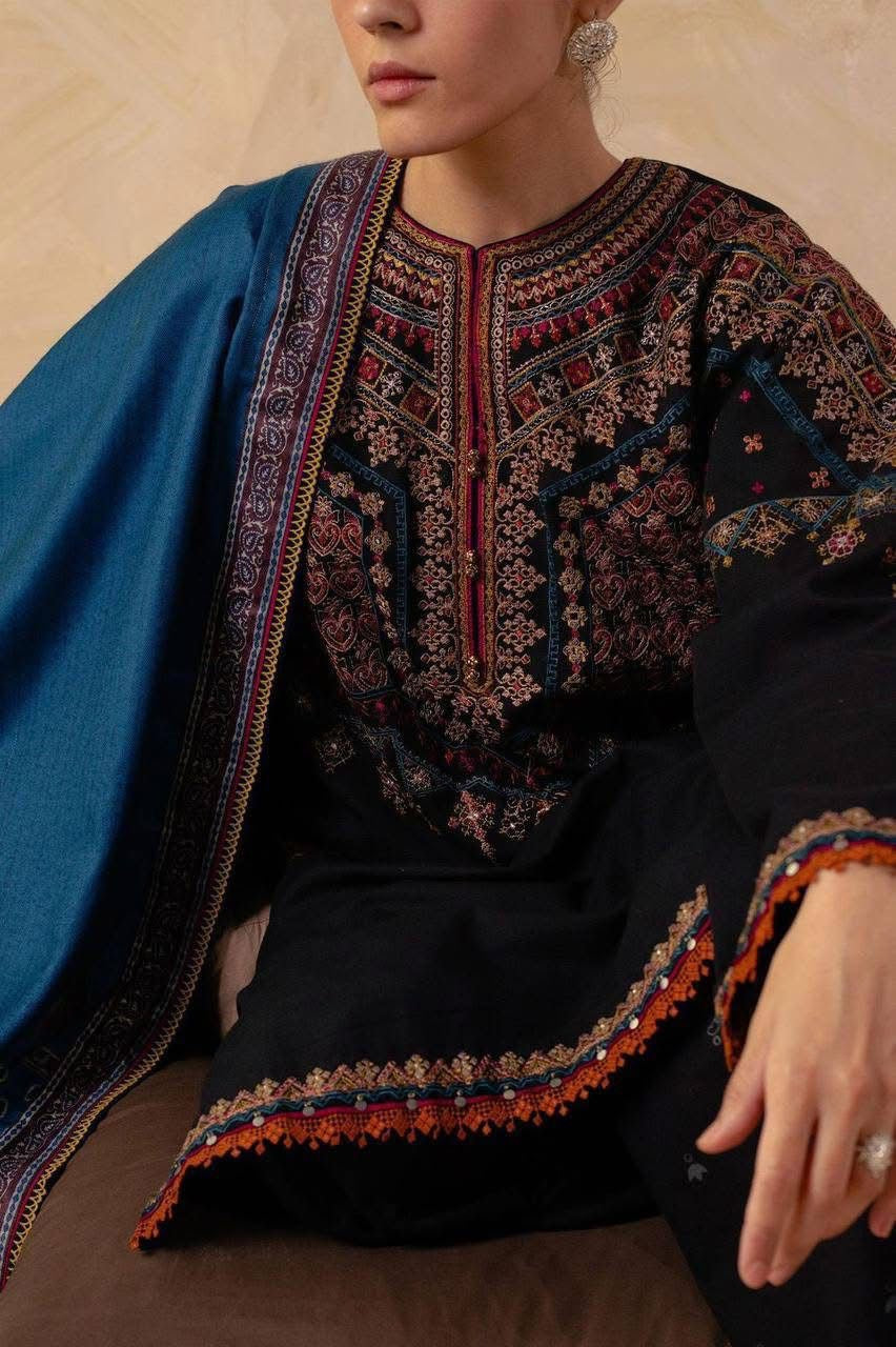 ZARA COCO 3PC UNSTITCHED EMBROIDERED 
Code:7298