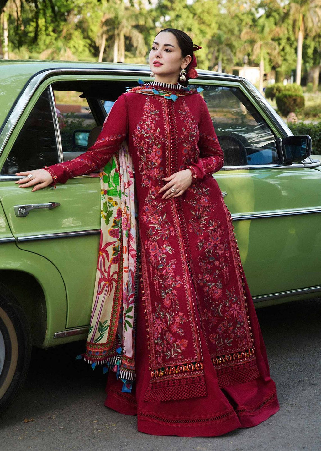 HUSSAIN REHAR 3PC LAWN UNSTITCHED EMBROIDERED 
Code:4019