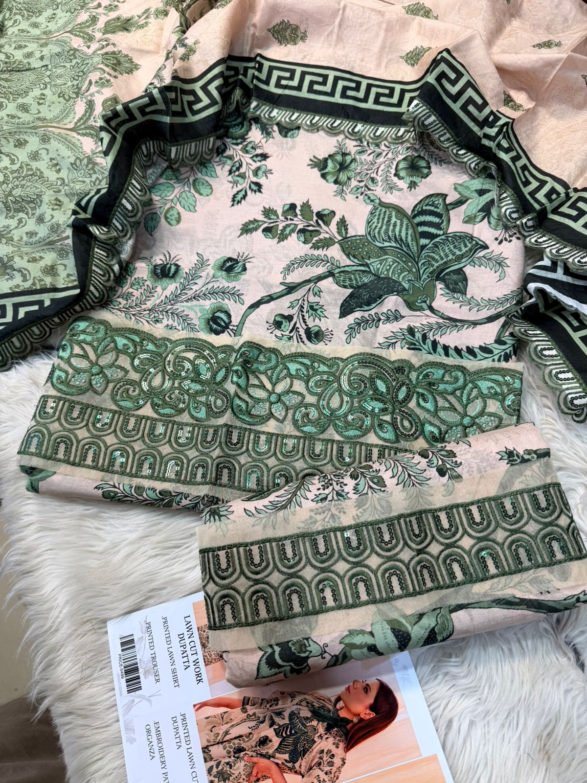 ANEELAS 3PC Printed Lawn Suit with Patch Work – Elegant Summer Collection