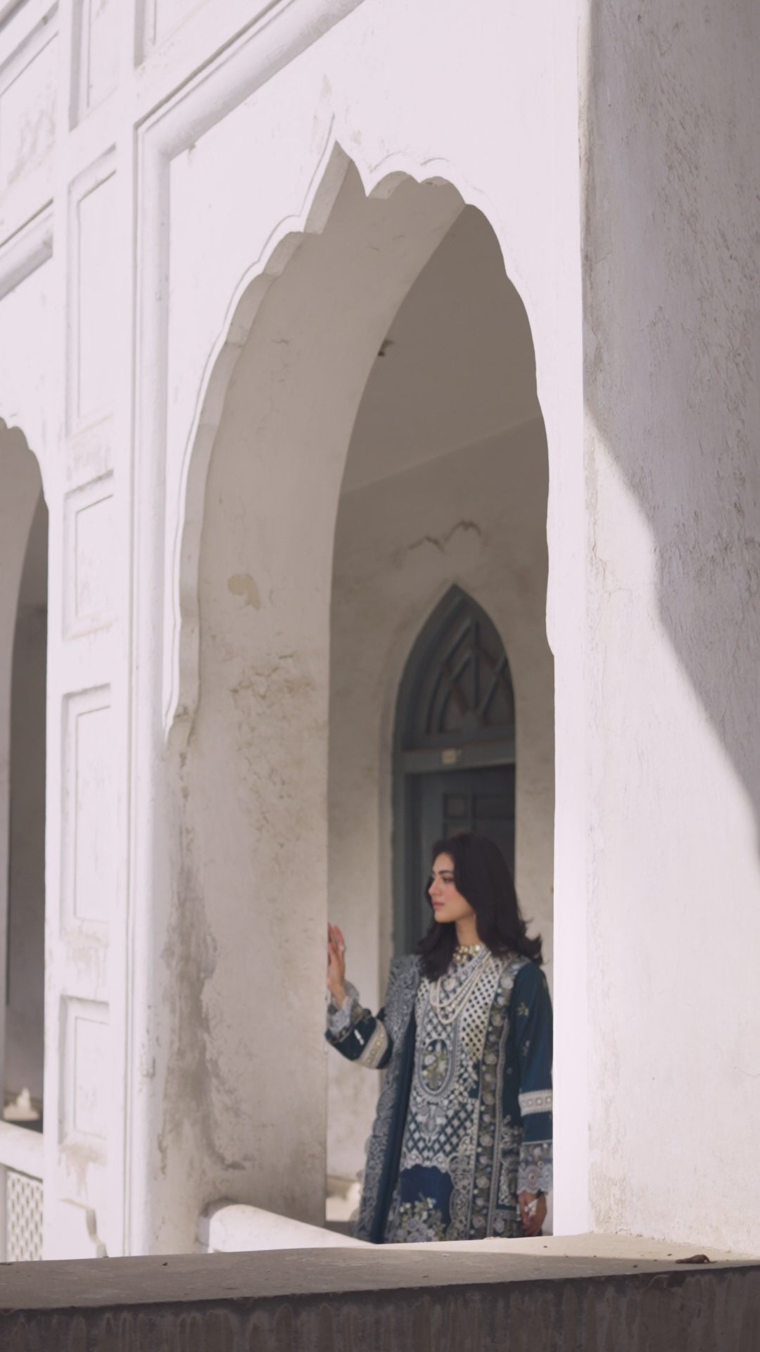 MAHNOOR | 3 PC LUXURY LAWN EMBROIDERED